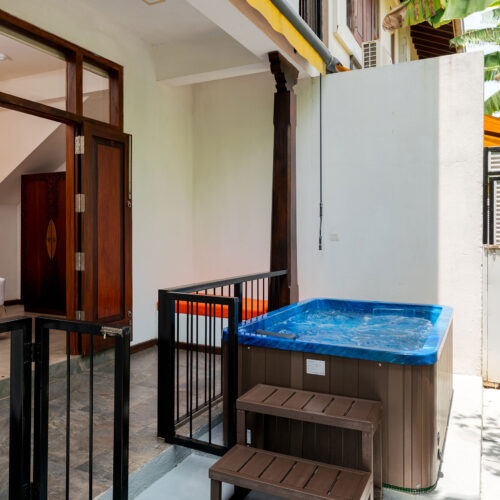 LUXURY SUITES  Thennai